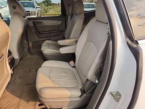 Used 2016 Chevrolet Traverse LTZ AWD/4WD image 37