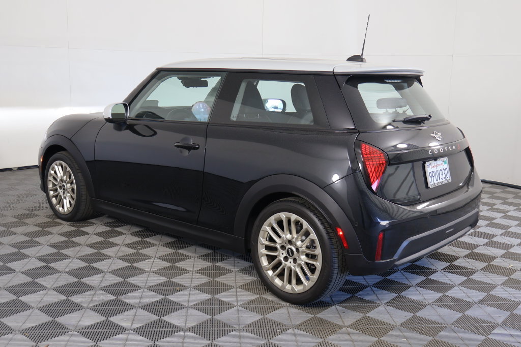 Used 2025 MINI Cooper S FWD image 6