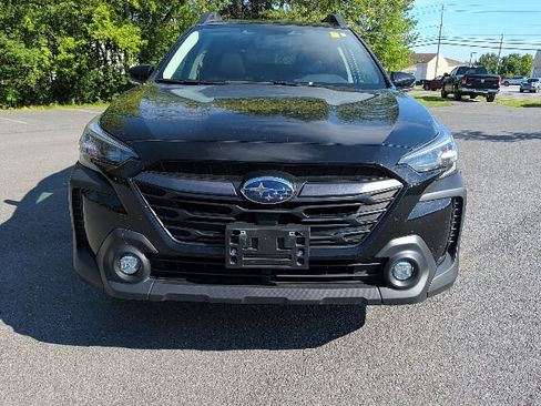 Used 2023 Subaru Outback Premium AWD/4WD image 10