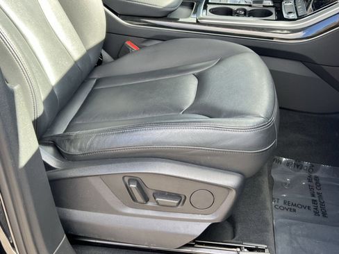 Used 2022 Audi Q7 Premium Plus image 31