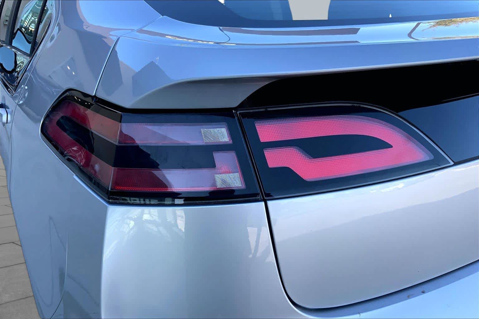 Used 2014 Chevrolet Volt FWD image 27