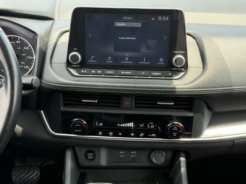 Used 2025 Nissan Rogue SV FWD image 16