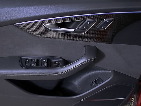 Used 2023 Audi SQ8 Premium Plus image 18