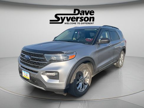 Used 2023 Ford Explorer XLT w/ Equipment Group 202A AWD/4WD image 1