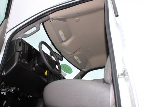 Used 2024 Chevrolet Express 2500 w/ Driver Convenience Package RWD image 27