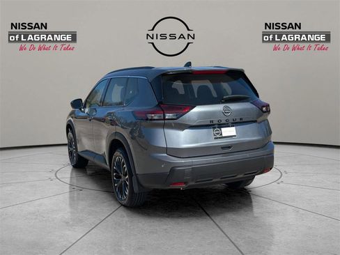 New 2026 Nissan Rogue SV image 7