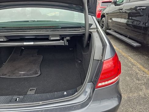 Used 2014 Mercedes-Benz E 350 4MATIC Sedan image 21