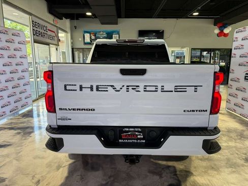 Used 2021 Chevrolet Silverado 1500 Custom w/ LPO, Dark Essentials Package AWD/4WD image 10