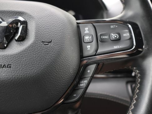Used 2023 RAM 1500 Limited AWD/4WD image 14