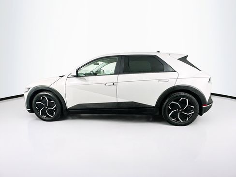 Used 2024 Hyundai Ioniq 5 SEL image 4