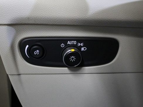 Used 2023 Buick Envision Preferred FWD image 20
