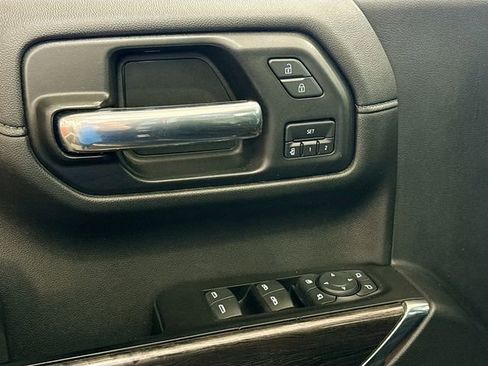 Used 2019 Chevrolet Silverado 1500 LTZ w/ LTZ Plus Package AWD/4WD image 19