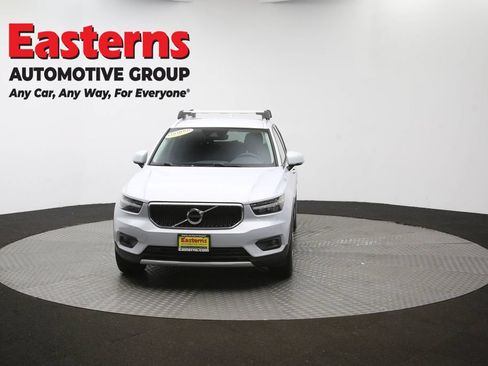 Used 2021 Volvo XC40 T4 Momentum FWD image 51