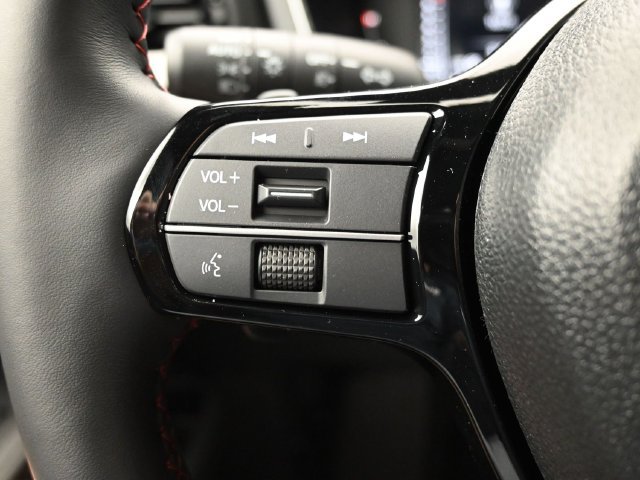 Used 2025 Honda Pilot Black Edition image 26