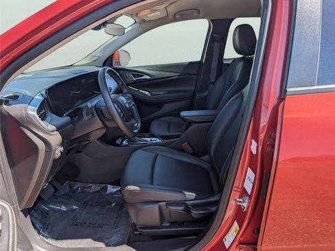 Used 2024 Buick Encore GX Sport Touring AWD/4WD image 12
