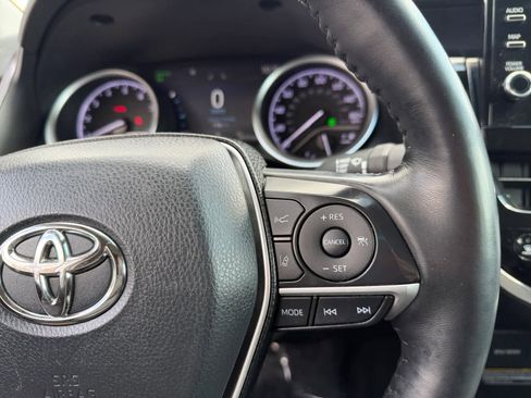 Used 2021 Toyota Camry XLE AWD/4WD image 23