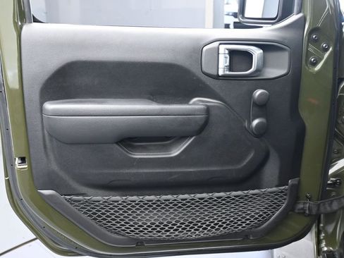 Used 2022 Jeep Wrangler Unlimited Sport image 27