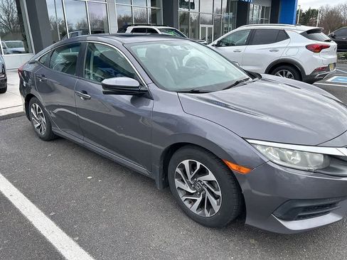 Used 2016 Honda Civic EX image 5