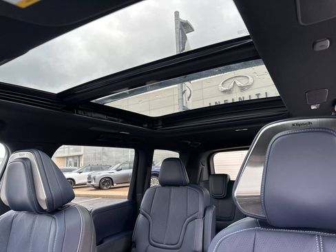 New 2026 INFINITI QX80 4WD w/ Sport Exterior Package image 43