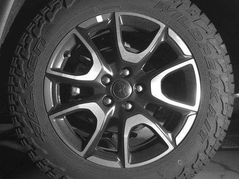 Used 2025 Jeep Compass Trailhawk image 14