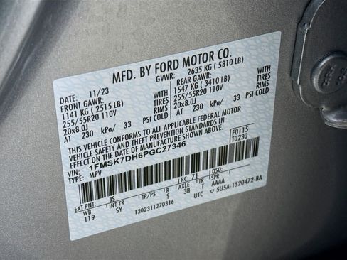 Used 2023 Ford Explorer XLT w/ Equipment Group 202A image 34