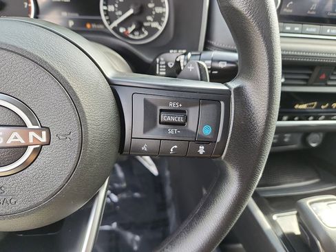 Certified 2024 Nissan Rogue SV image 22