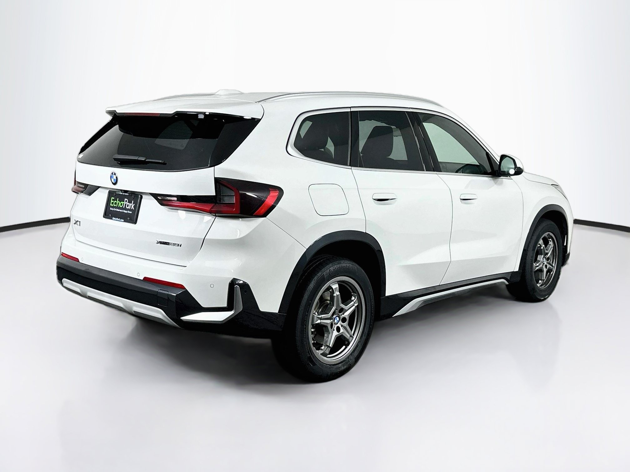 Used 2025 BMW X1 xDrive28i AWD/4WD image 9