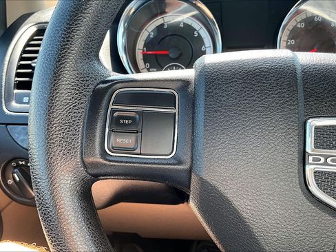 Used 2014 Dodge Grand Caravan SE w/ Quick Order Package 29E SE FWD image 22