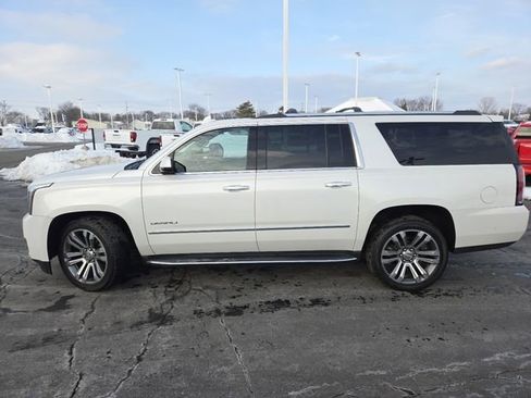 Used 2017 GMC Yukon XL Denali w/ Open Road Package image 30