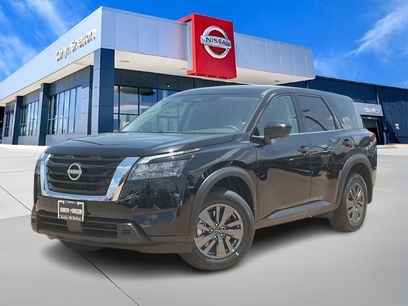 New 2025 Nissan Pathfinder S