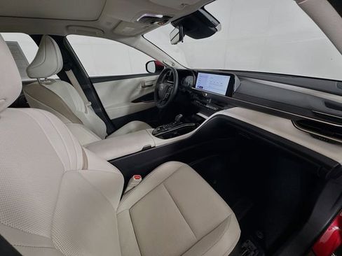 Used 2024 Toyota Crown Limited AWD/4WD image 25