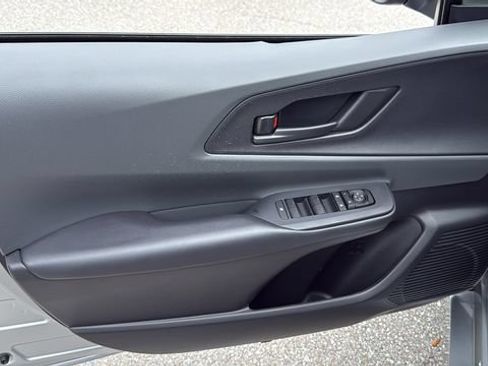 Used 2023 Toyota Prius LE FWD image 17