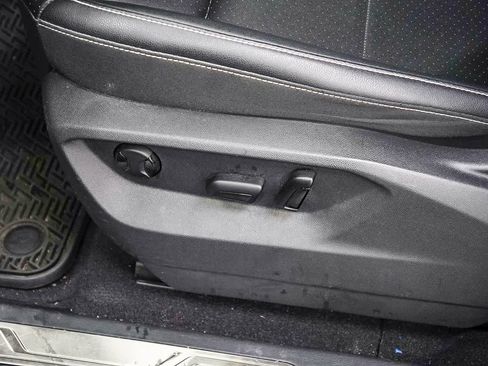 Used 2023 Volkswagen Atlas SE image 23