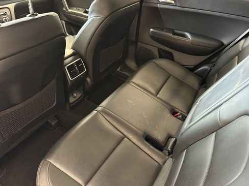 Used 2020 Kia Sportage S image 13