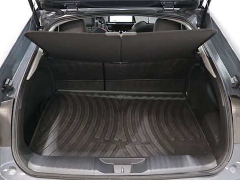 Used 2024 Toyota Prius Prime FWD image 33