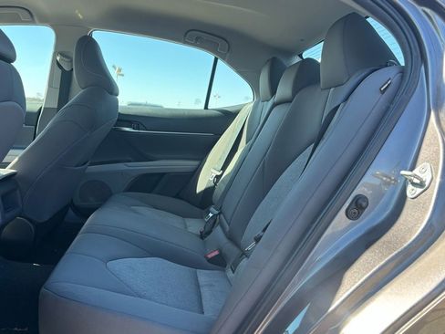 Used 2022 Toyota Camry LE w/ Convenience Package image 7