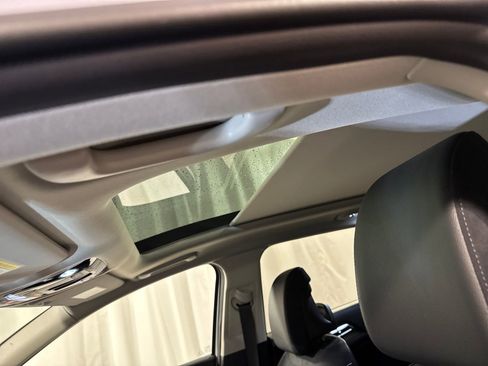 Certified 2026 Kia Sportage SX image 22