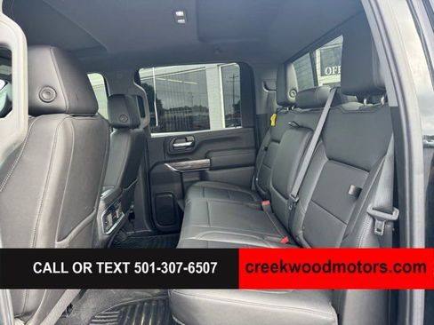 Used 2020 Chevrolet Silverado 2500 LTZ w/ LTZ Premium Package AWD/4WD image 12