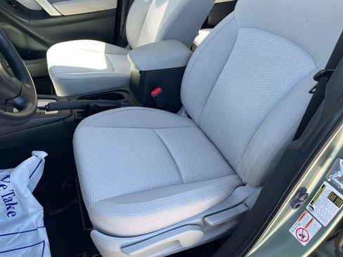 Used 2015 Subaru Forester 2.5i w/ Alloy Wheel Package AWD/4WD image 11
