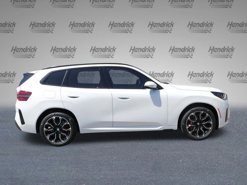 Used 2025 BMW X3 xDrive30i w/ Premium Package image 9