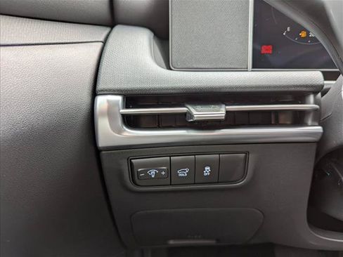 Used 2026 Hyundai Tucson SEL FWD image 18