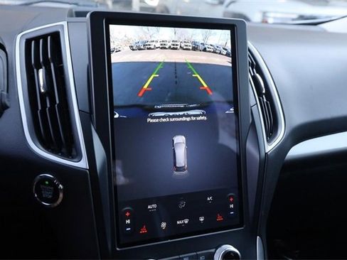 Certified 2024 Ford Edge SEL image 16