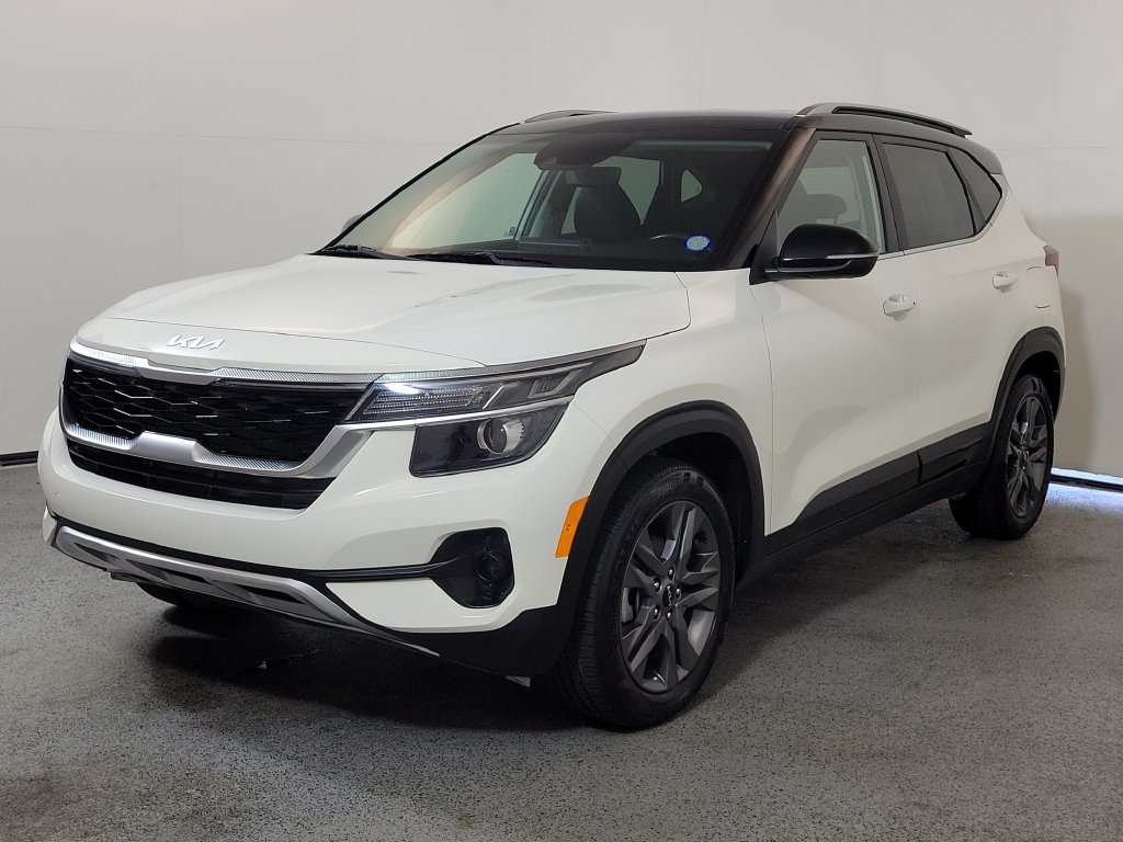 Used 2023 Kia Seltos S FWD image 3