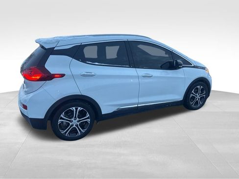 Used 2020 Chevrolet Bolt Premier w/ Infotainment Package image 7