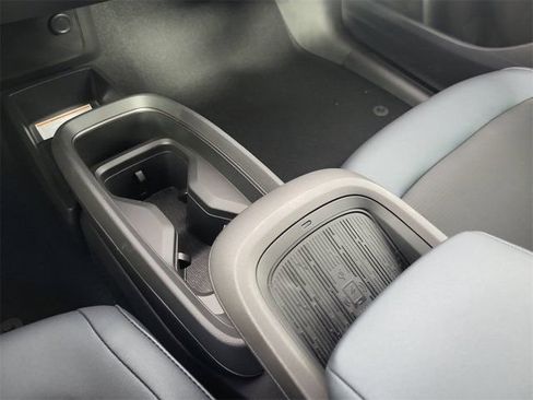 New 2026 Nissan Leaf SV+ w/ Floor Mat Package (SV+) FWD image 16