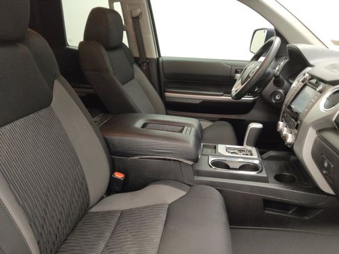 Used 2016 Toyota Tundra SR5 w/ SR5 Upgrade Package RWD image 21