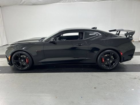 Used 2018 Chevrolet Camaro SS w/ Redline Edition RWD image 6