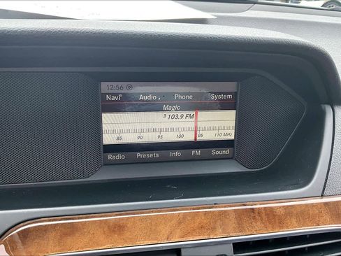 Used 2014 Mercedes-Benz C 250 Sedan image 27