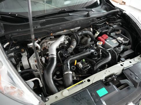 Used 2013 Nissan Juke SV AWD/4WD image 41