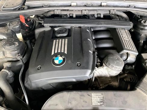 Used 2011 BMW 328i Sedan RWD image 30